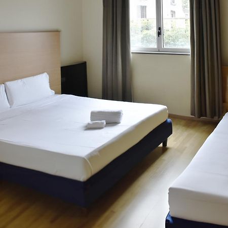 B&B Hotel Milano Cologno Studios Cologno Monzese Exterior photo